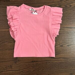 Pink shirt with ruffled sleeves